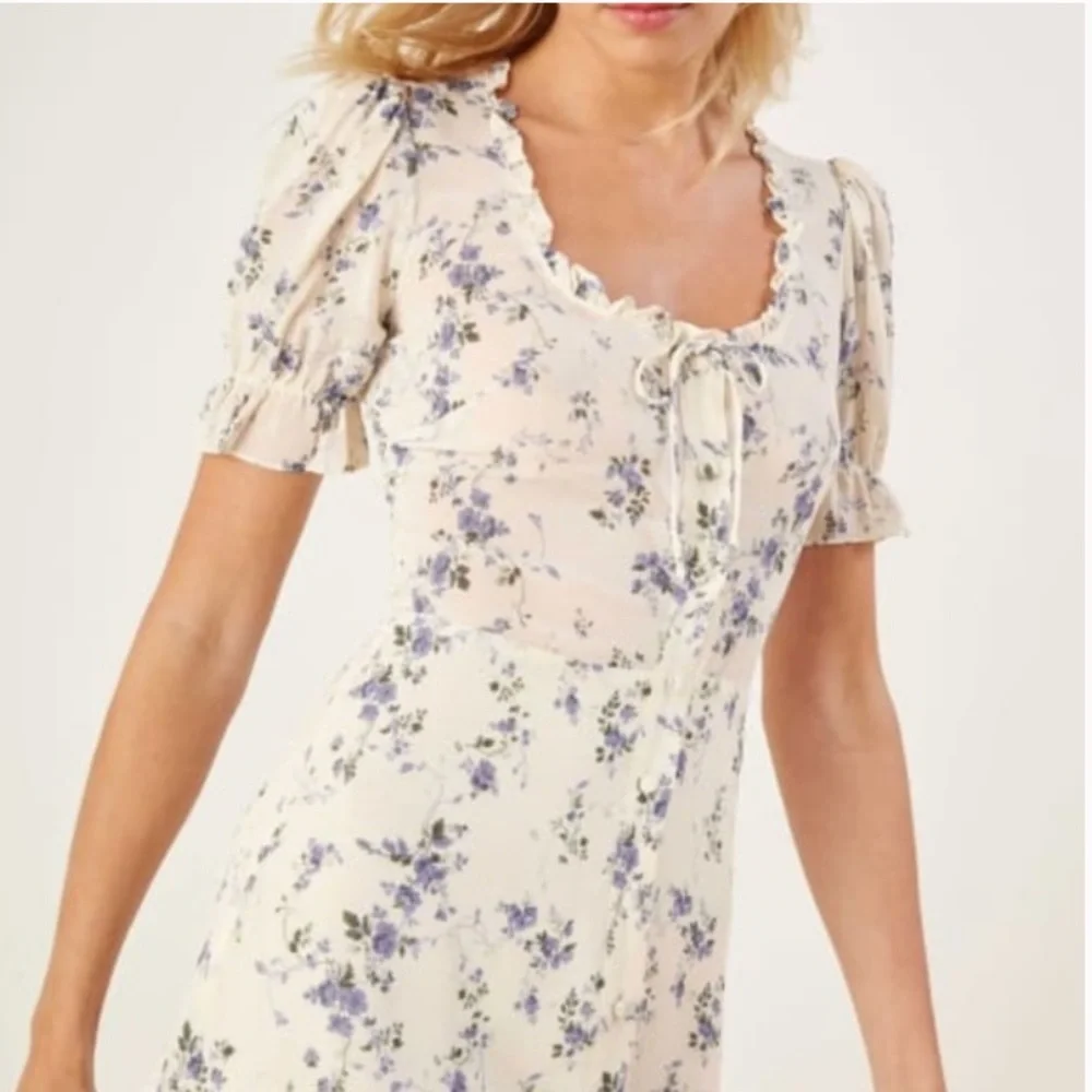 Reformation Page Dress in Madeline Size 6 - Picture 2 of 7